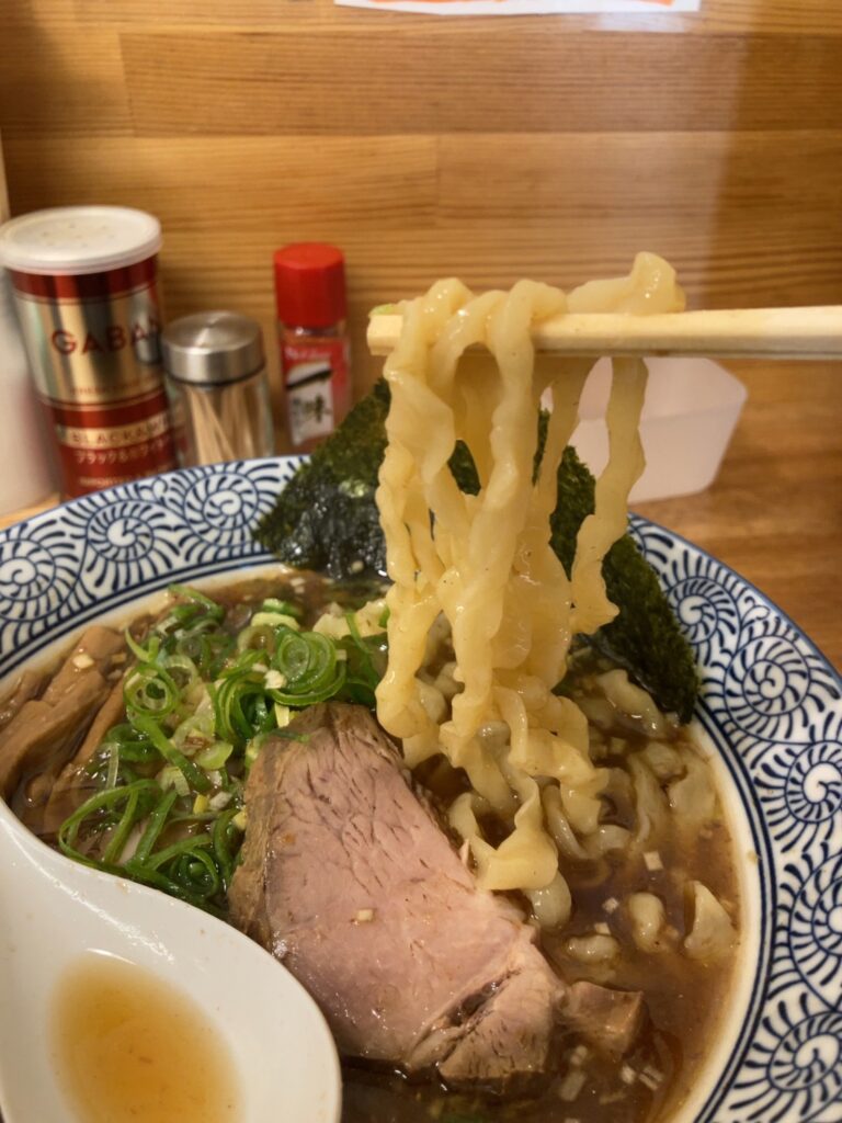 麵屋TURURU
醤油ラーメン